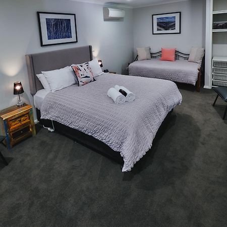 Edlin House Hotell Bright Eksteriør bilde